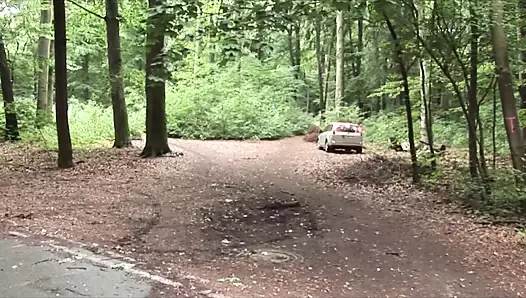 Nachbarin Notgeil willig