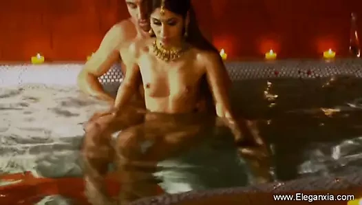 Sevgilisinin dokunuşuyla rahatlamak