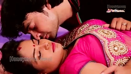 Sıcak bhabi romantizm dev