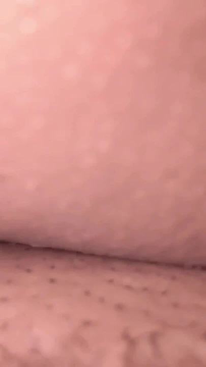 Küçük sıkı ıslak amcık içinde sikini istiyor | Klip 1