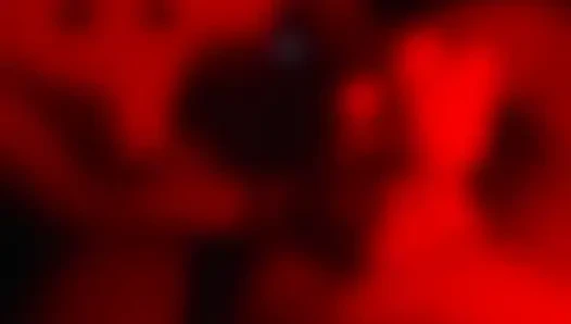 Kampta sıska orta yaşlı seksi kadın emiyor, sikişiyor, fışkırtıyor