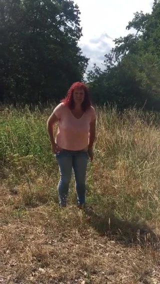 pissen in der natur