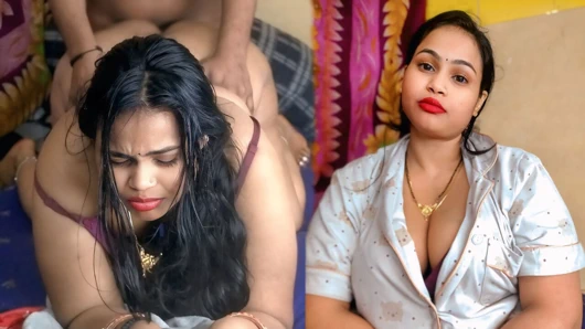 Ateşli desi karımla sert domaltarak sikiş - yoğun Hintçe inliyor