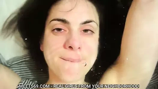 Küçük amımı istediğin kadar sert sikeyim