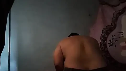 Onu dışarıda yedi.