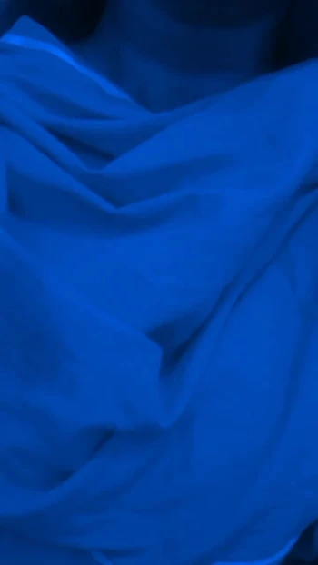 Горячее шоу тамильского декольте