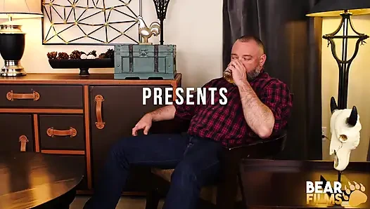 Bearfilms götten sikiliyor kurt jacobs chip genç kızın azgın yarağına binmeyi seviyor