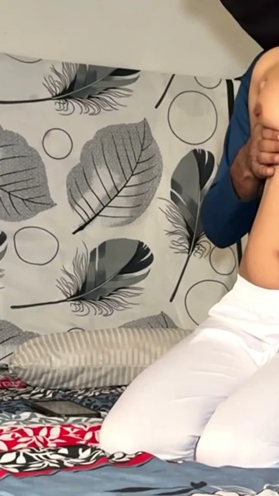 Nayi naweli Bahu Ki Jheth ne Tight Chut Ko Khol dala hindi romance ke sath bhari sexy video | Clip 1