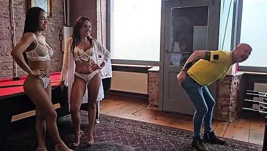 Perde arkası, Maya ve Luca Adventure Berlin'de. Of Page'imde tam video.