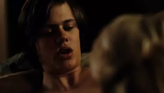 Josefin ljungman çıplak - mavi gökyüzünün arkasında (2010)