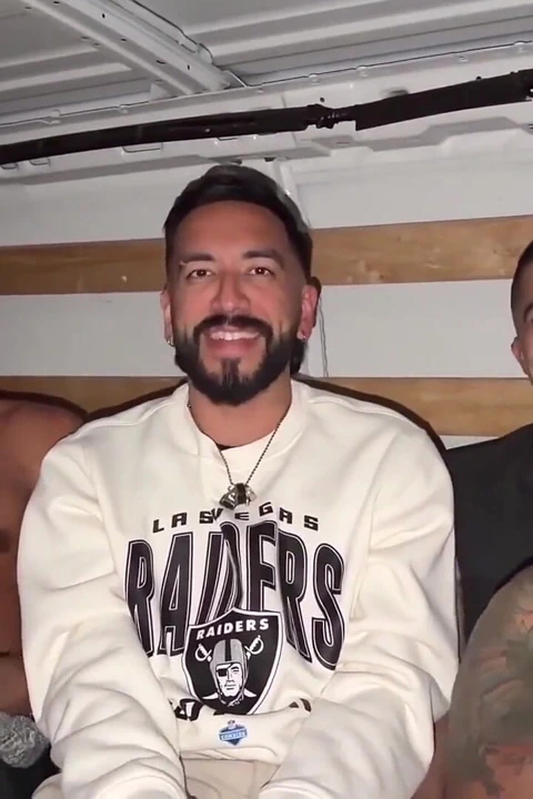 2 Büyük Yarak Ham Rastgele Yarak Alarak Boşalıyor