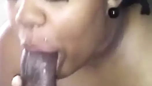 Büyük Meme bbw yeme çük