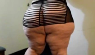 Seksi iri güzel kadın