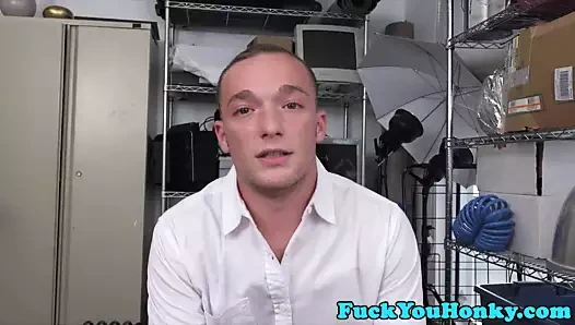 Eyersiz ajan doggystyles düz adam