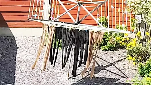 Benim bayan yıkama günü tayt külotlu çorap çamaşır ipi resimlere bakın