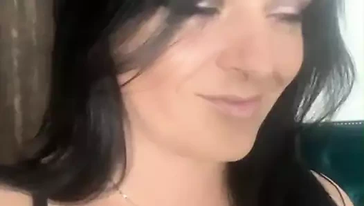 Orta yaşlı seksi kadın ep 176'nın maceraları çişle oyna