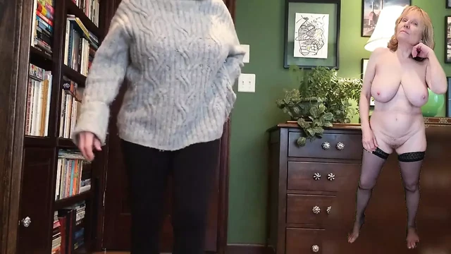 Сексуальная горячая бабуля - модель