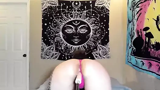 Ftm transman alır becerdin içinde küçük siyah elbise ve pembe