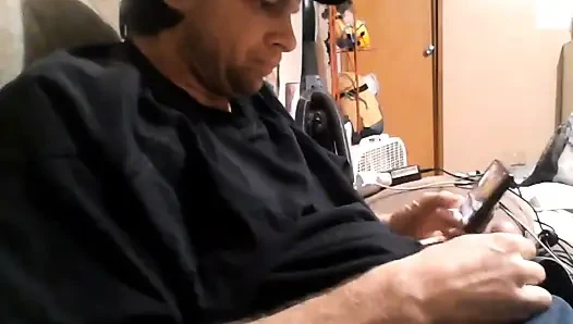 Xsmilingbob Pleases Himself