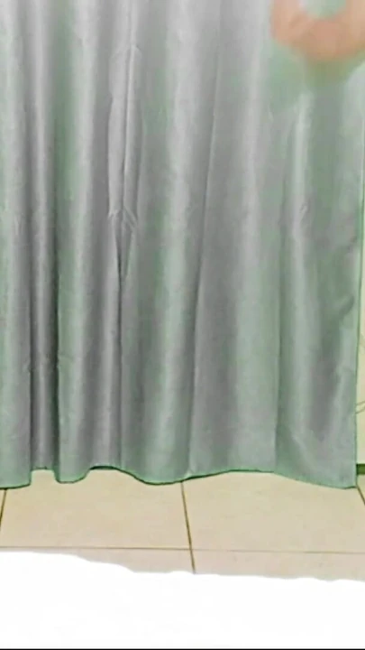 Сногсшибательный момент от "Мачеха наблюдает, как я сосу свою сводную сестру и трогает себя"