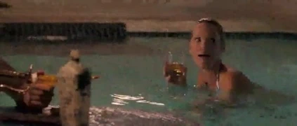 Ashley scott ve jessica alba maviye