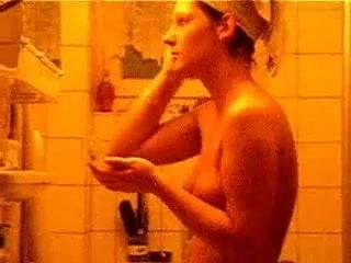 meine Suesse im Bad 2 von 4