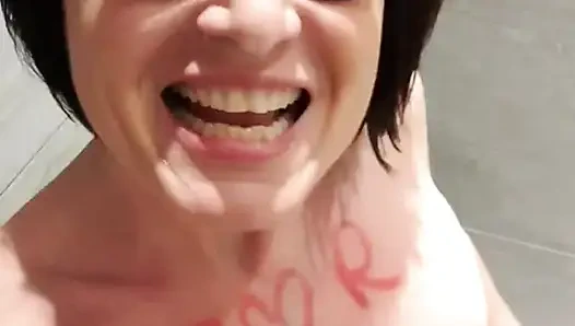 Orgazm ve fışkırtma ile elektrikli oyunlar