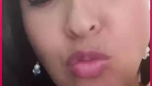 Seksi latina istiyor benim boşalmak