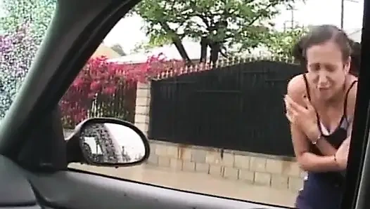 Esmer hatun ateşli amatör karşılaşmada parmaklanıyor