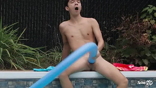 Twinkpop - döl sıçratıyor