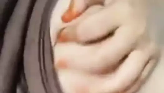 Seksi Malezyalı memeler