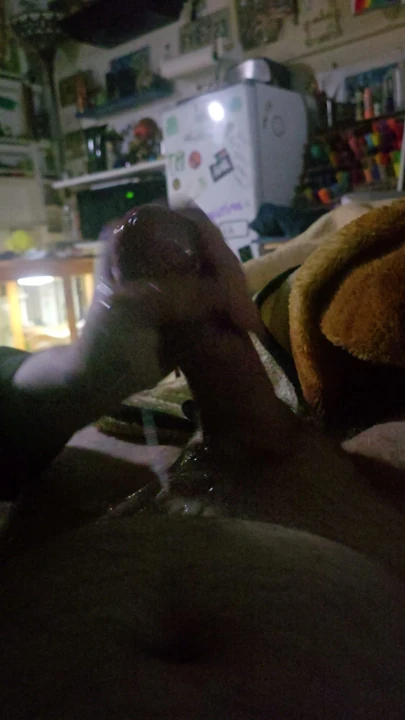 Beni boşalana kadar emiyor