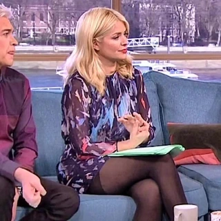 Holly willoughby külotlu çorap zevk