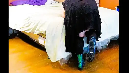 Yeni domme kıyafetimi modelliyorum 4 U fotoğraflardan sessiz video