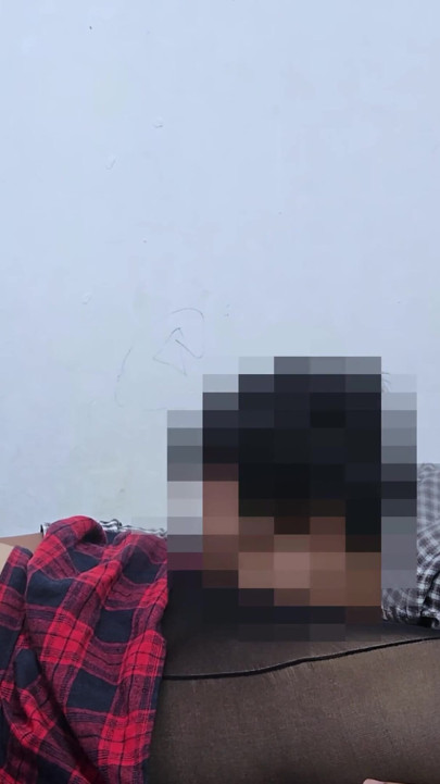 Uluslararası okuldan tesettürlü kız öğretmeninden amcık tedavisi alıyor - minokiiko | Klip 3