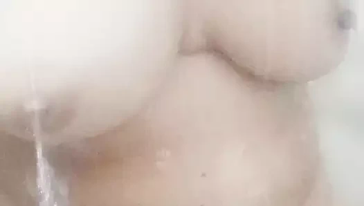 Hintli hatun mastürbasyon yapıyor