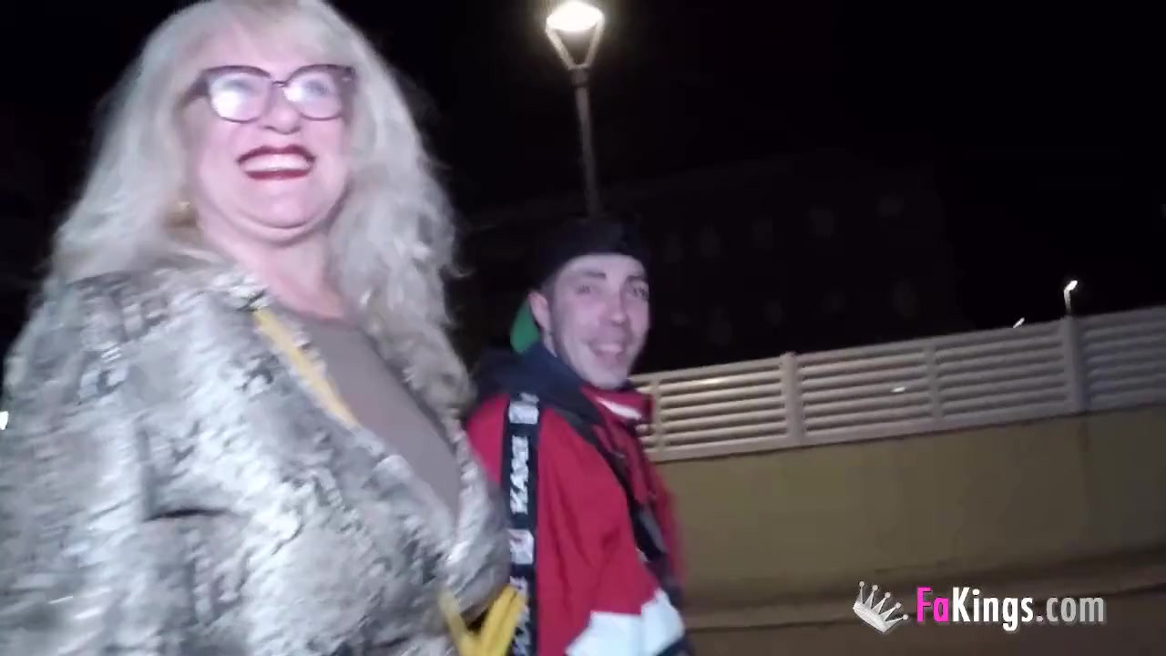 SUPER-HOT-GRANNY. Fina is back, and wants more dudes to fuck