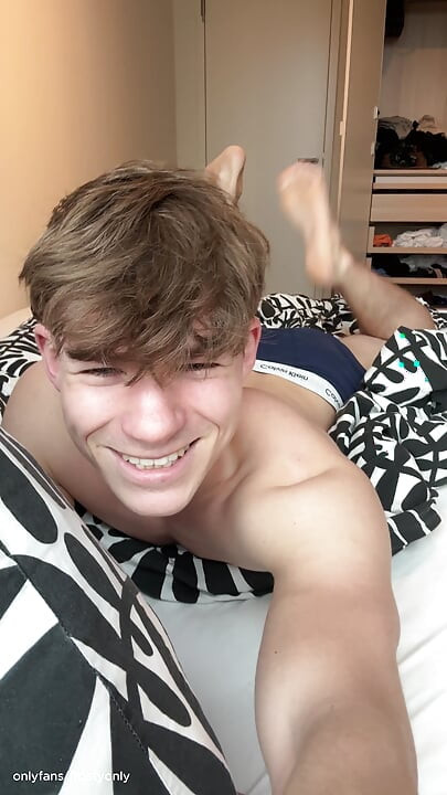 Alman formda twink duş