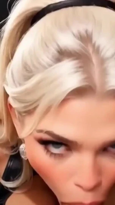 Büyüleyici an "Oral seks derlemesi! Özensiz büyük yarak emiyor asmr hentai gırtlağına kadar yutuyor"