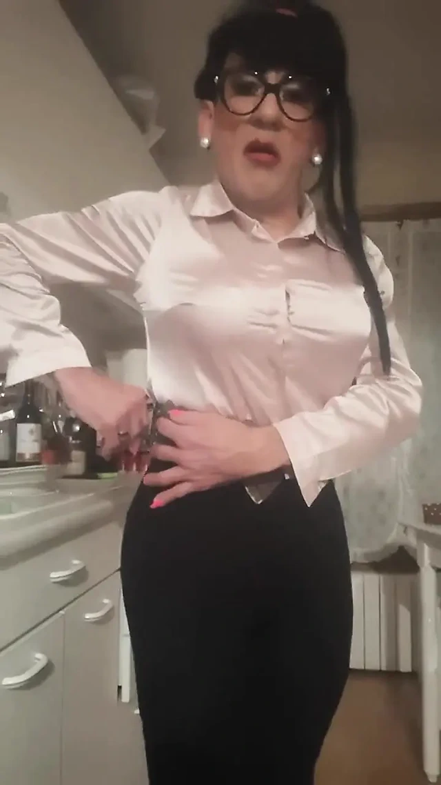 Crodreisser saten bluz solit ile heyecanlı