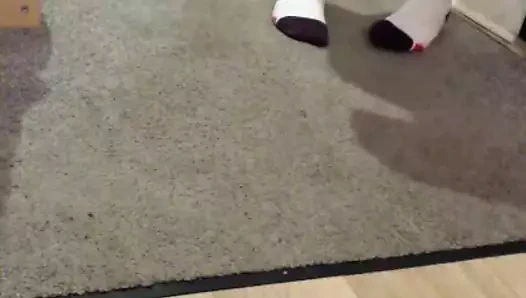 Ayakkabıları çıkarın lütfen