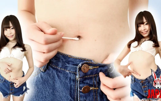 Temizler, koklar, gülümser - Tae'nin göbek deliği fetişi bakış açısı