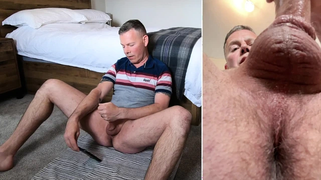 Döl damlayan seğirten orgazm göt deliği - bölünmüş ekran görünümü