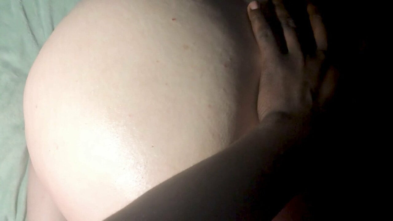 Seksi amazon ile bir phat göt slurps yukarı bir bbc
