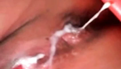 benim gf parmak &amp; süt geliyor 2