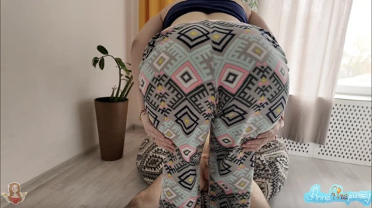 My stepsister is an experienced squirter with a big ass