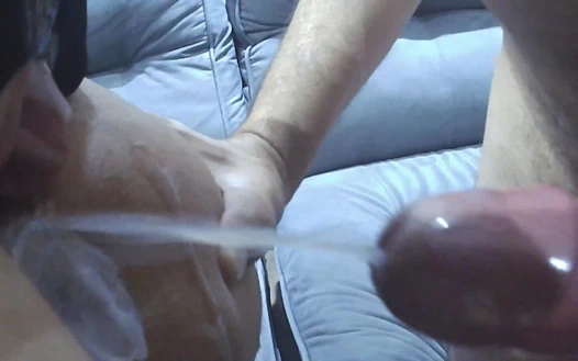 Altyazılı ateşli evli kadının azgın boğa ile hızlı seansı derin oral, plug play, döl yeme gavat ve lezzetli son