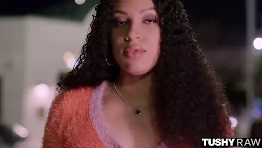 Vixen rüyasında kızlar agatha freya ve lika tutkulu dörtlü