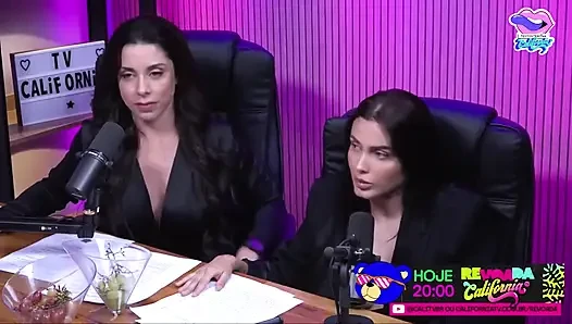 İki ateşli kız edepsizce konuşuyor - bruna carlos ve luciana picchi