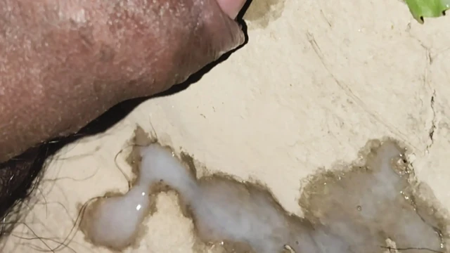 💦Bugün komşumun yengesinin poposunu gördüm ve yumruğuma vurdum.